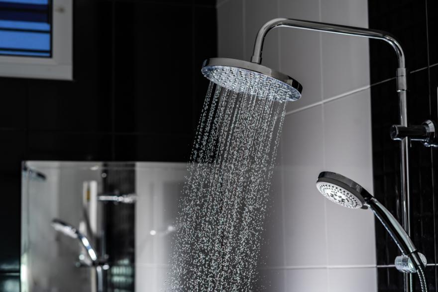 Guide d'installation - Installer un système de douche avec